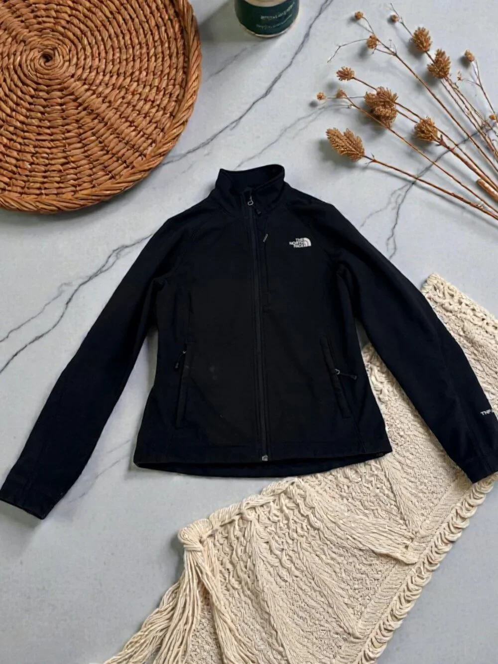 The North Face Women's Size Medium TNF Apex Softshell Black Jacket